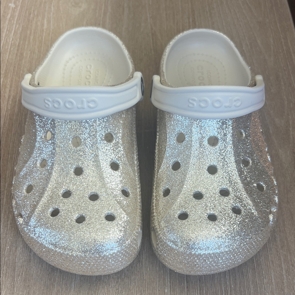 CROCS Kids NWOT Gold Sparkle Clogs